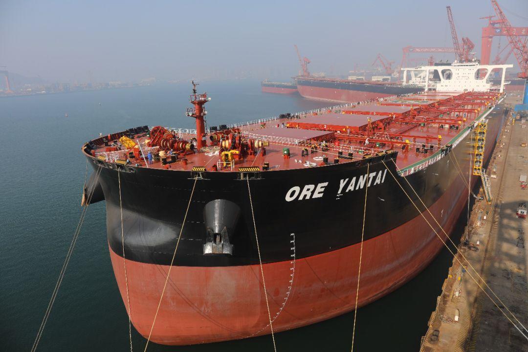 5万吨矿砂船"ore yantai"23000teu双燃料动力集装箱船科代表:中国船舶